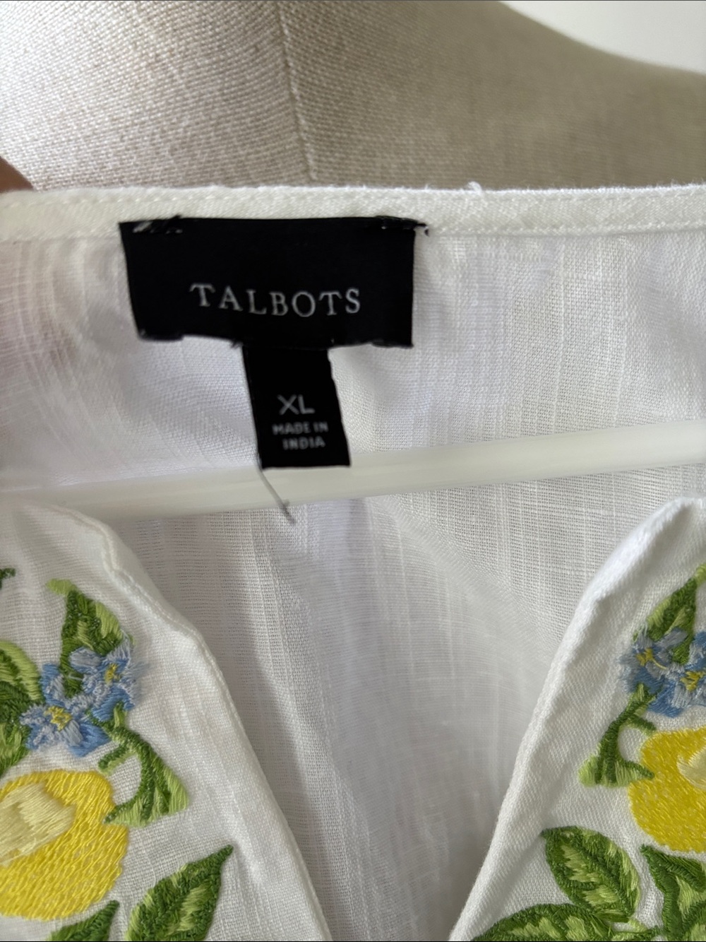 Talbots Top Womens XL White Yellow Linen Blend Lemon Embroidery Tie Detail - Picture 4 of 6